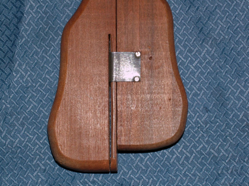 Early 1900s Vintage Rug Weaver Tool