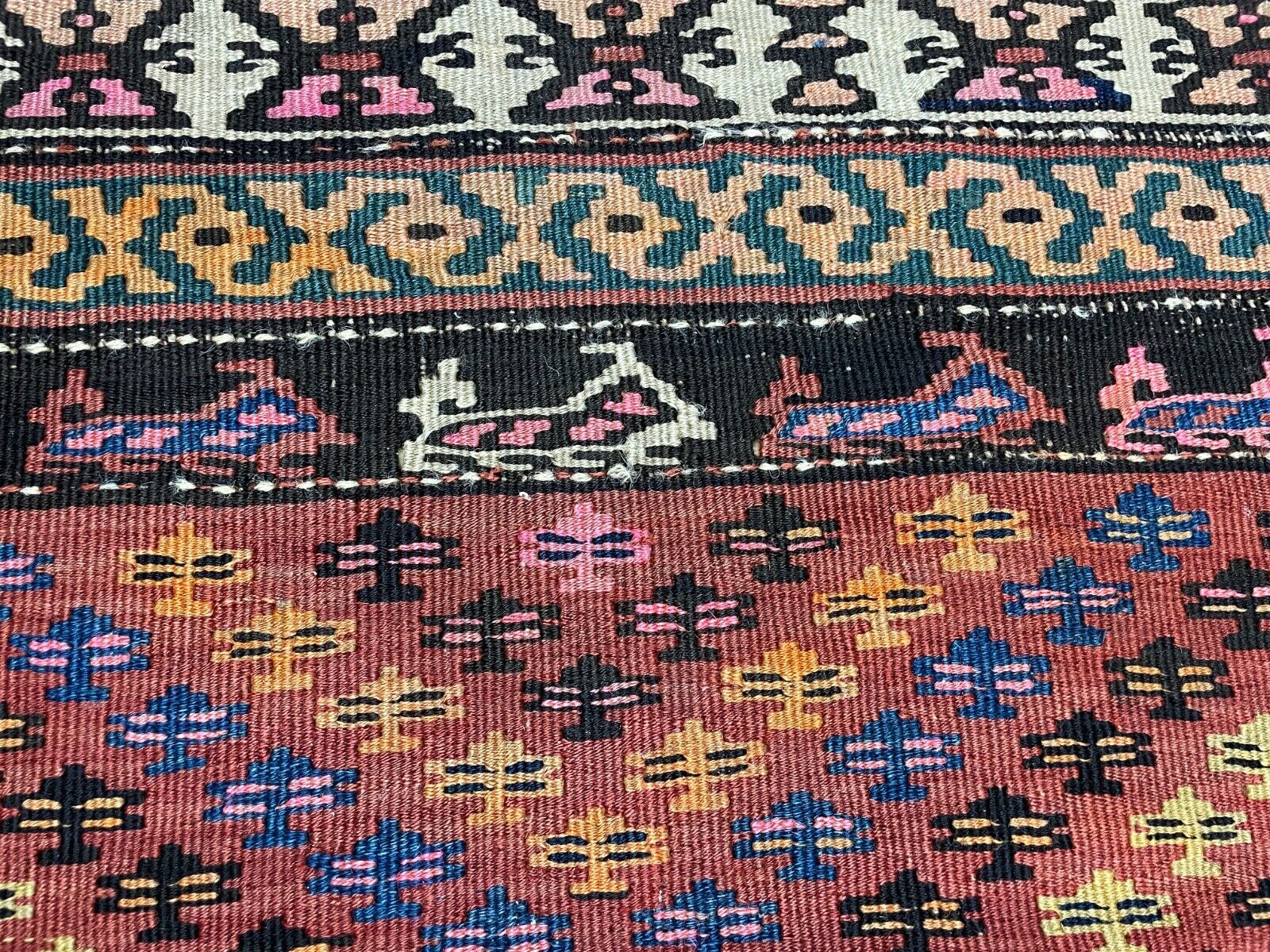 Vintage Turkish Kilim Flat Weave Rug, 5'6" x 10