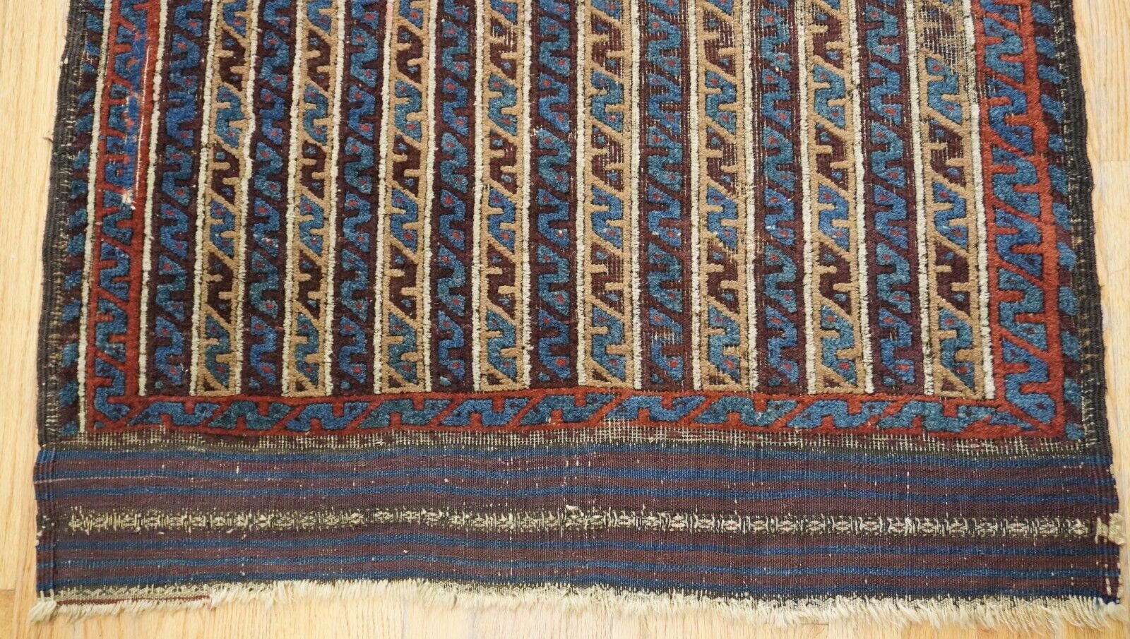 Antique Baluch Hand-Knotted Wool Tribal Rug 3' x 5'5