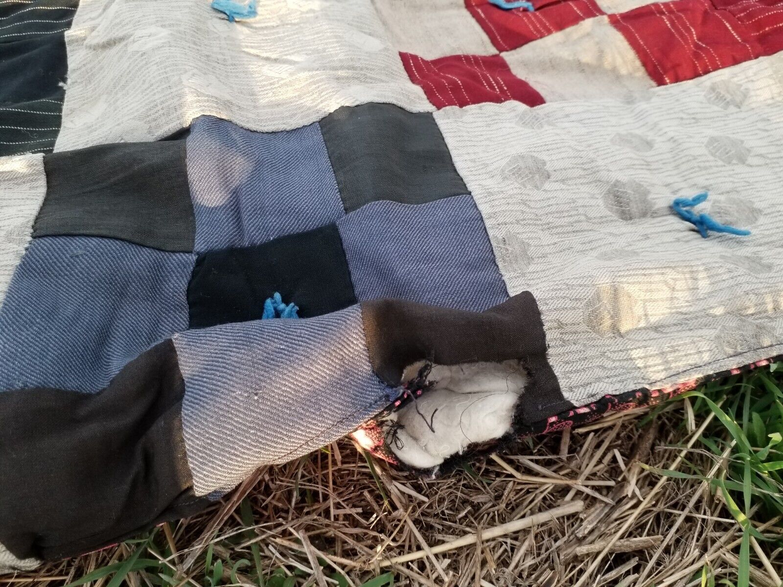 Late 1800s Handmade Patchwork Quilt - Collectible Display