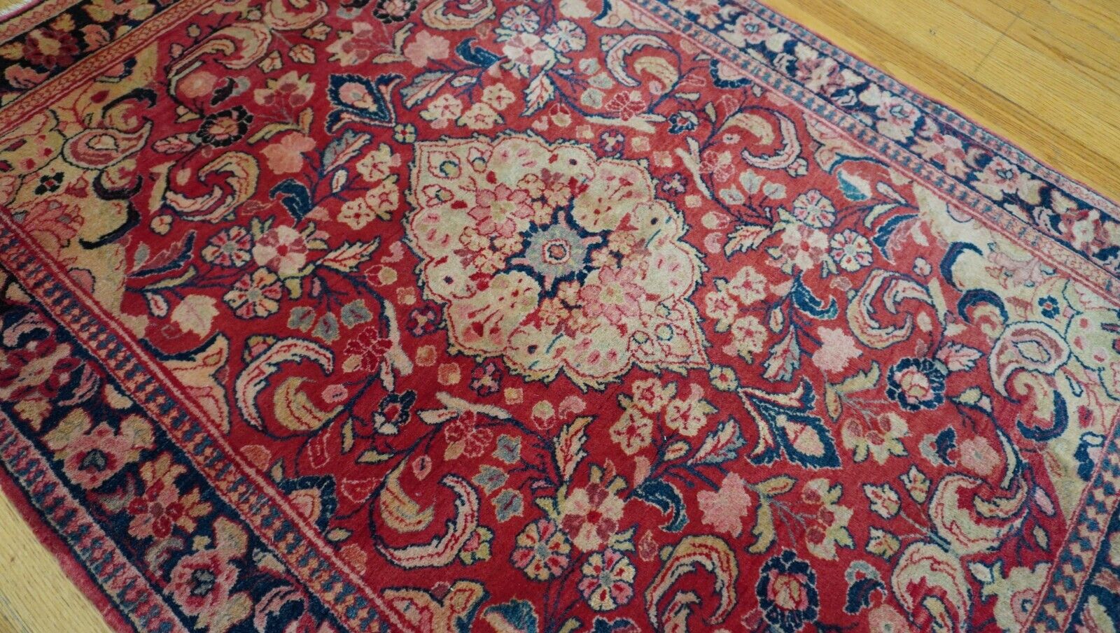 Floral Hand-Knotted Antique Saroukk Wool Rug 3'5" x 5
