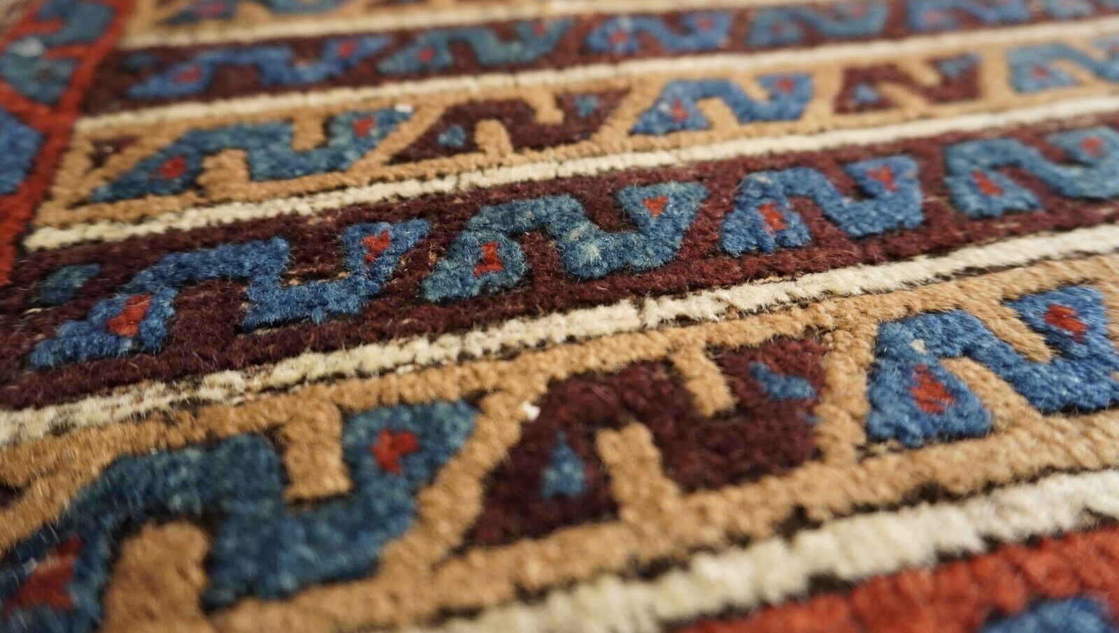 Antique Baluch Hand-Knotted Wool Tribal Rug 3' x 5'5