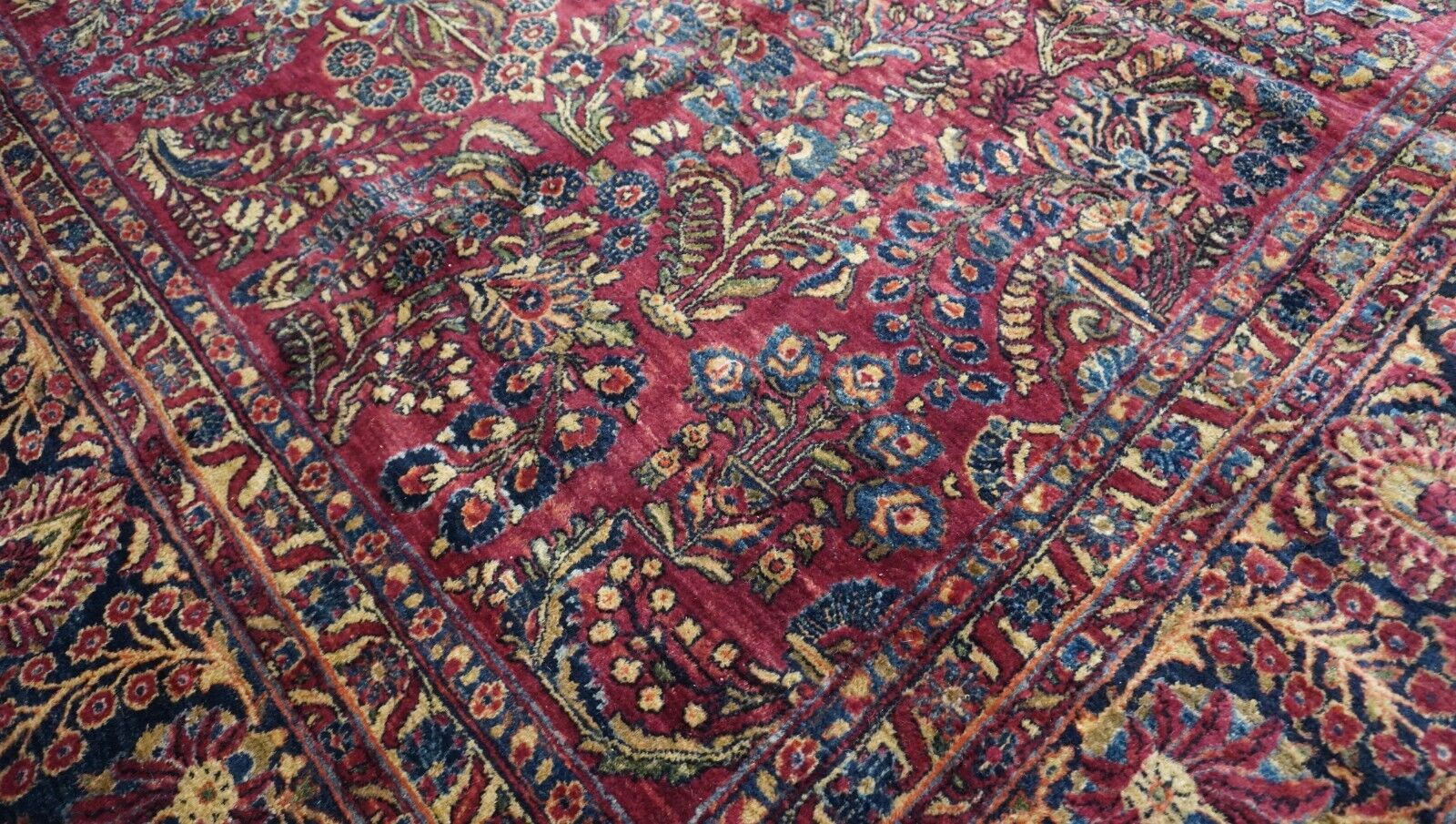 Large Vintage 1900s Sarouk Floral Wool Rug