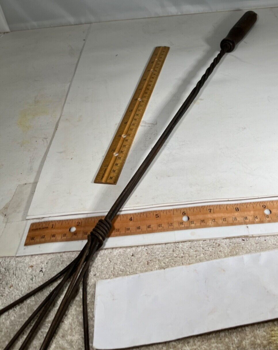 Antique 37-Inch Primitive Wire Rug Beater Art