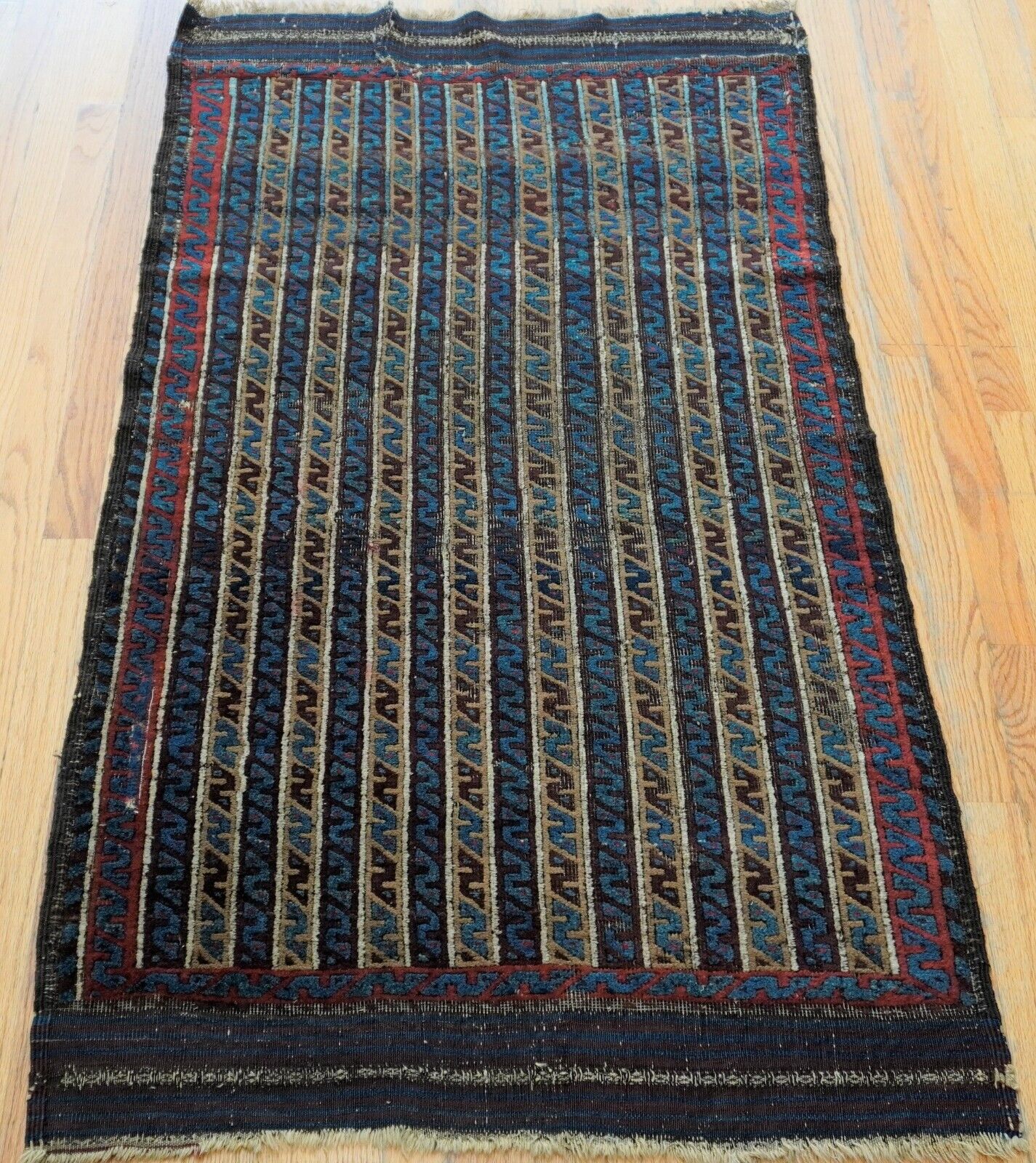Antique Baluch Hand-Knotted Wool Tribal Rug 3' x 5'5