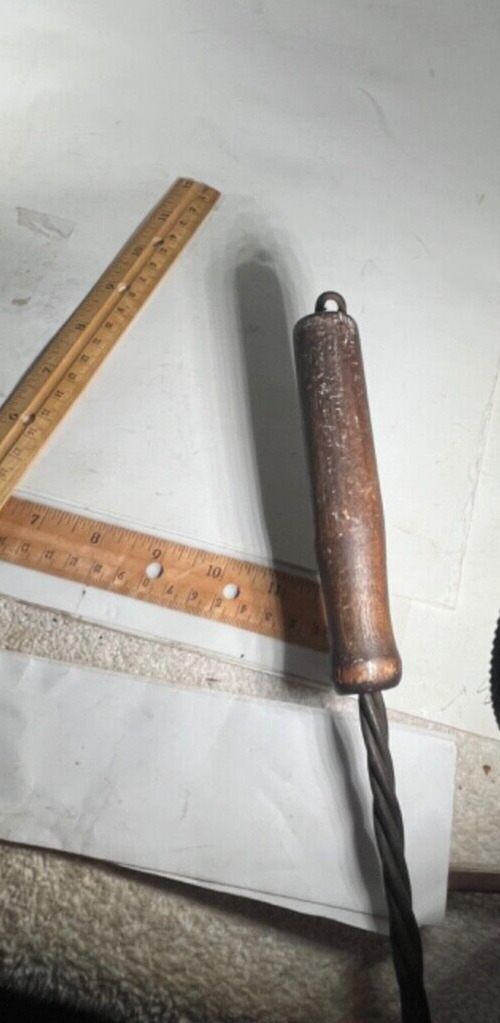 Antique 37-Inch Primitive Wire Rug Beater Art