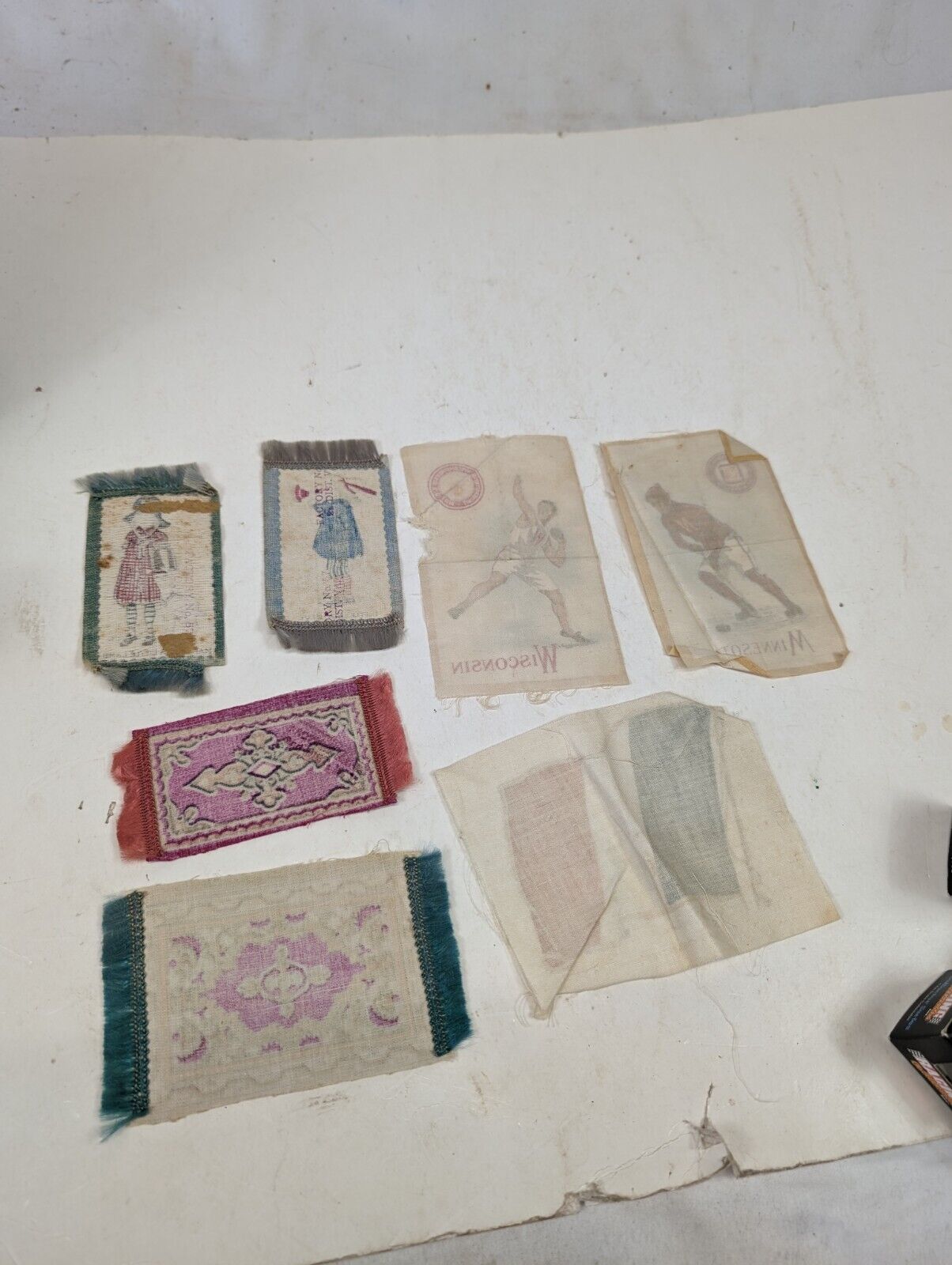 Antique Tobacco Silk Cards: Wisconsin Minnesota Sports