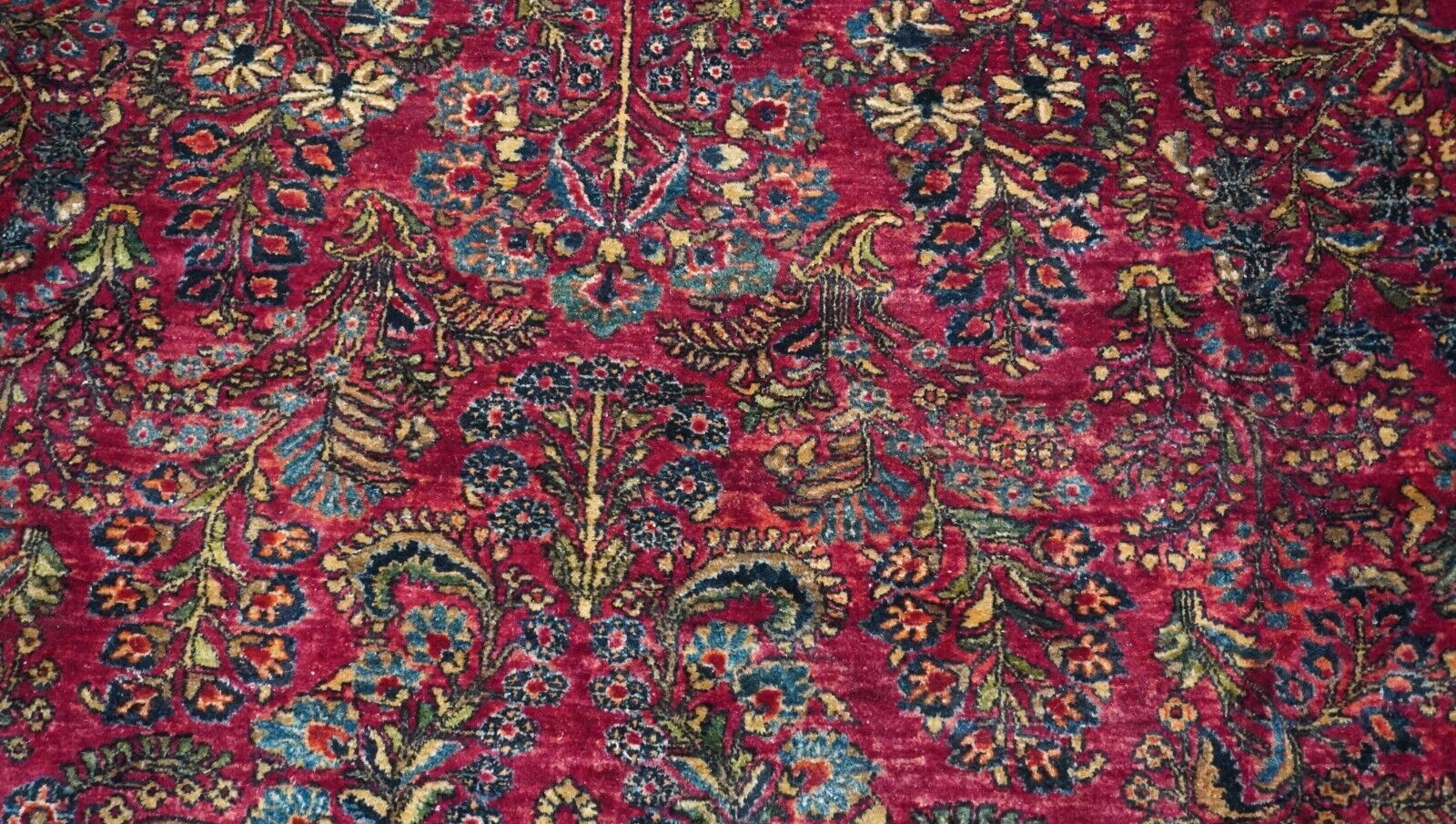 Large Vintage 1900s Sarouk Floral Wool Rug