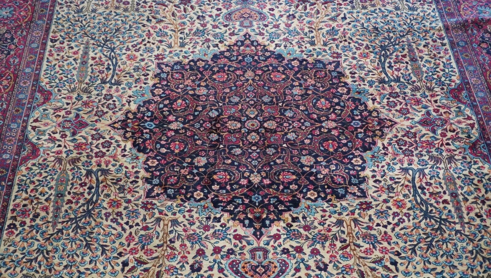 Antique Kermann Lavar Floral Hand-Knotted Wool Rug