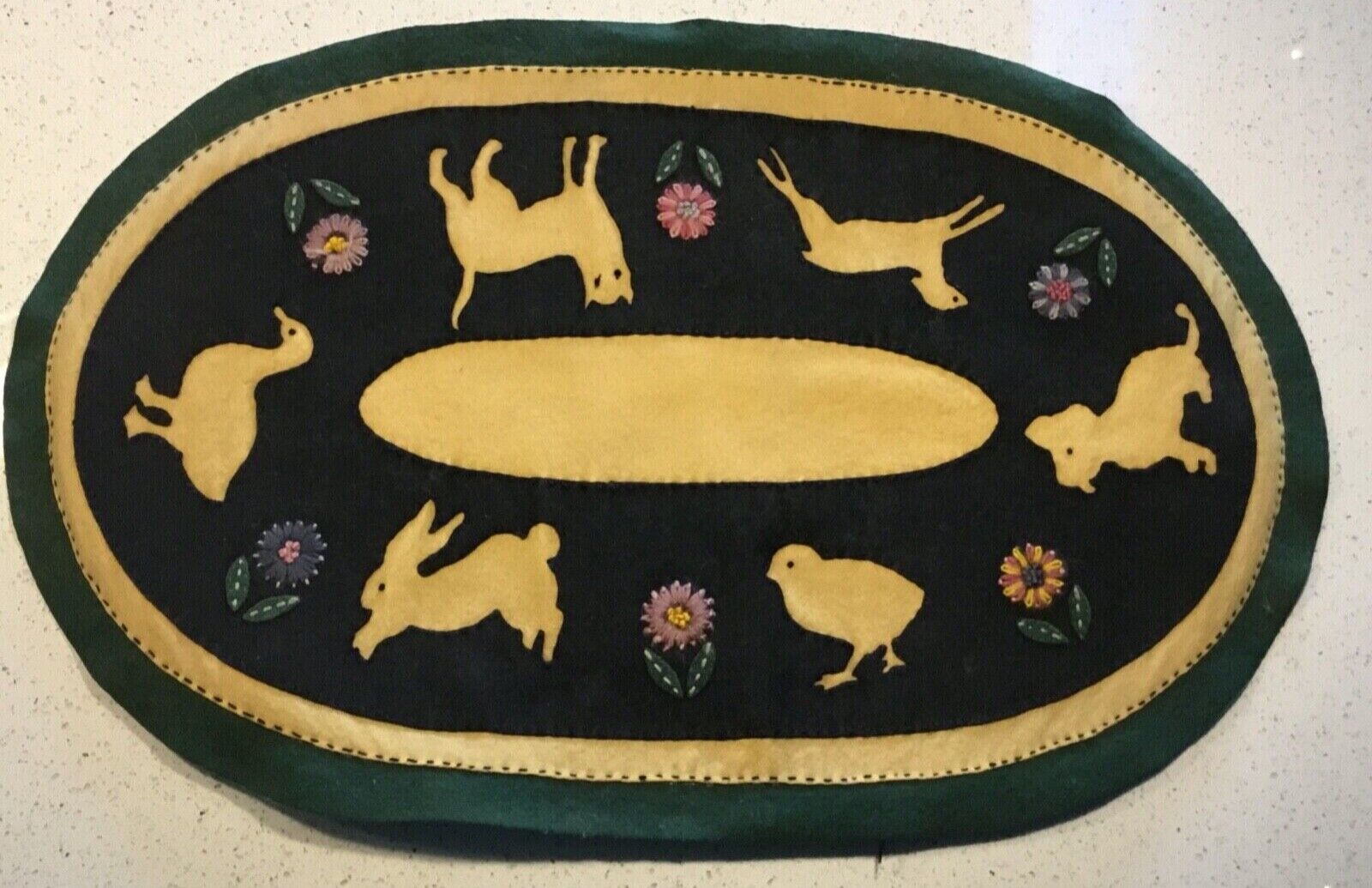 1800s Handmade Oval Penny Rug with Appliqued Animals