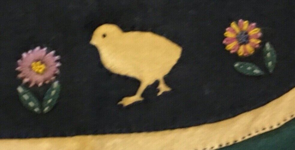 1800s Handmade Oval Penny Rug with Appliqued Animals
