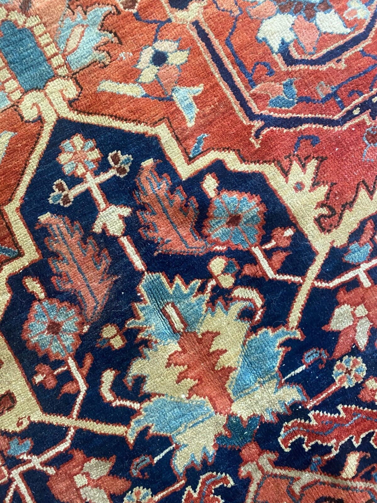 Unique 1900s Handmade Serapi Rug - 9x12