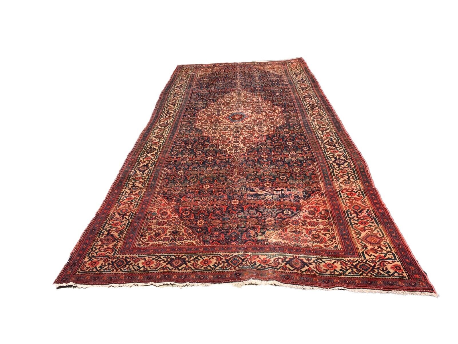 19th Century Fereghan Saruk Palace Rug 6'9" x 16'9