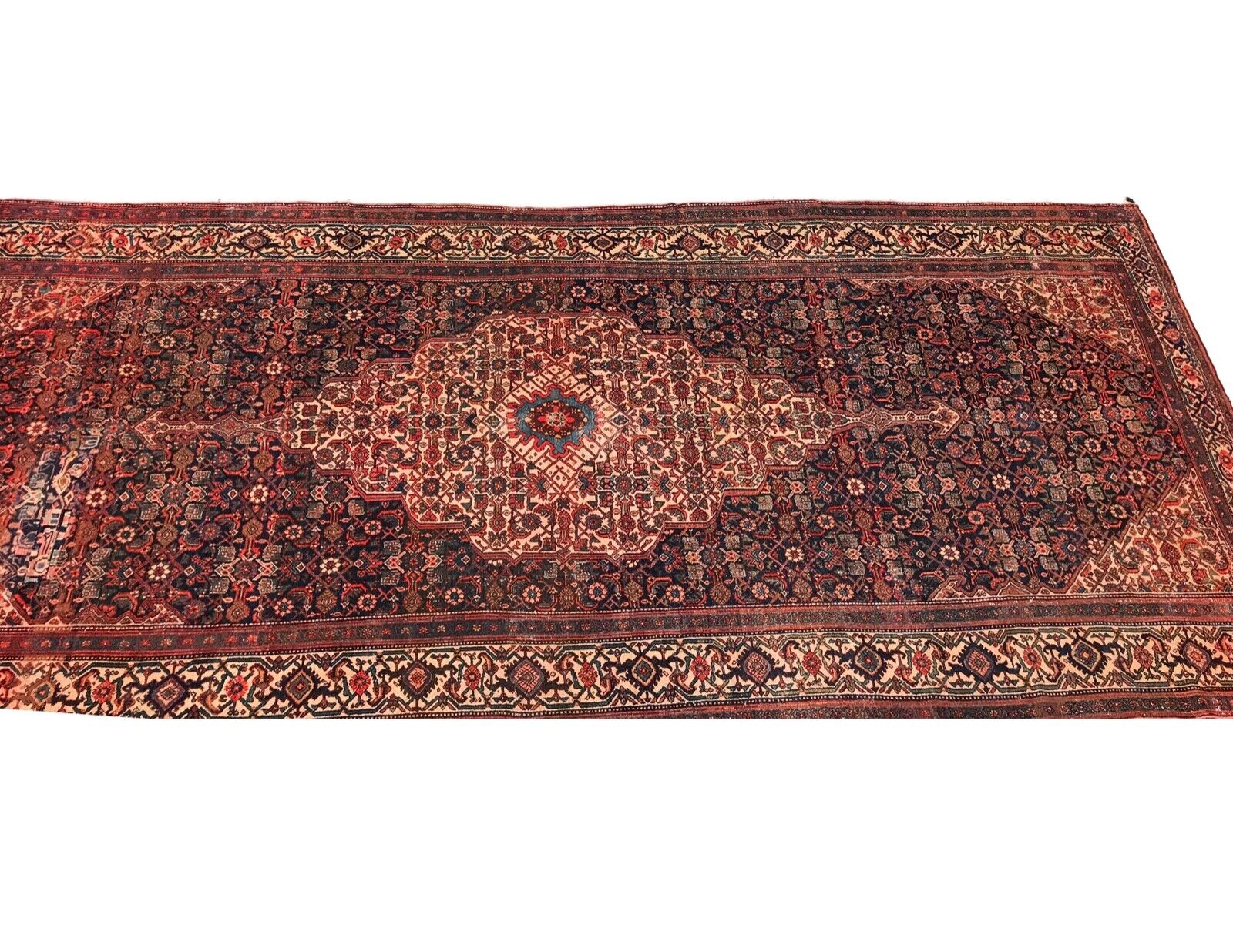 19th Century Fereghan Saruk Palace Rug 6'9" x 16'9