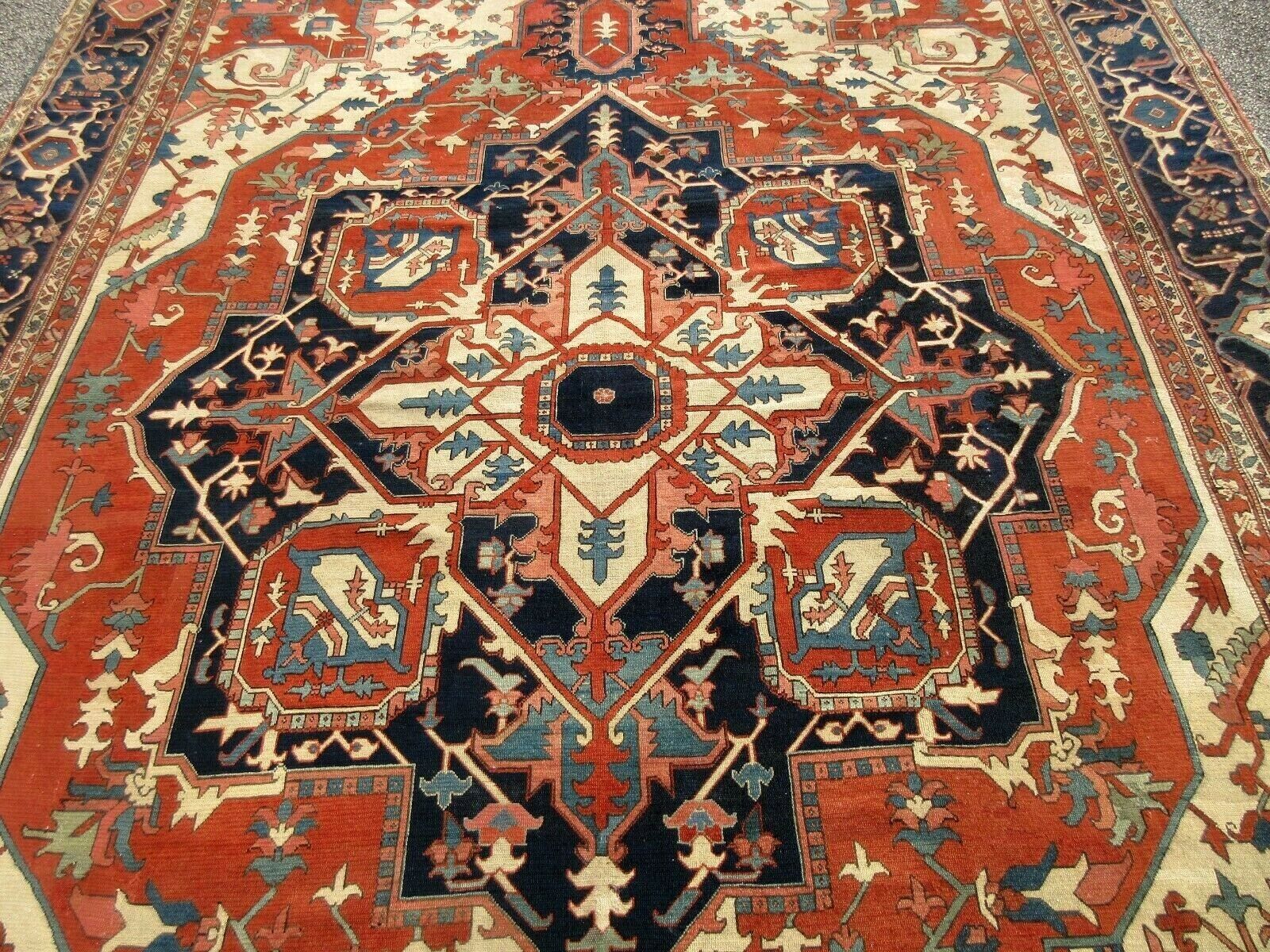 Rare 11x15 Antique Serapi Oriental Carpet