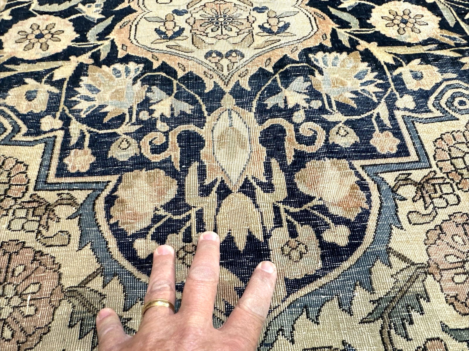 19th Century Mohtashem Kashaan Vintage 7x10 Rug