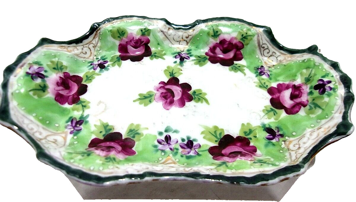 1800s Small Shallow Scalloped Porcelain Pin Tray