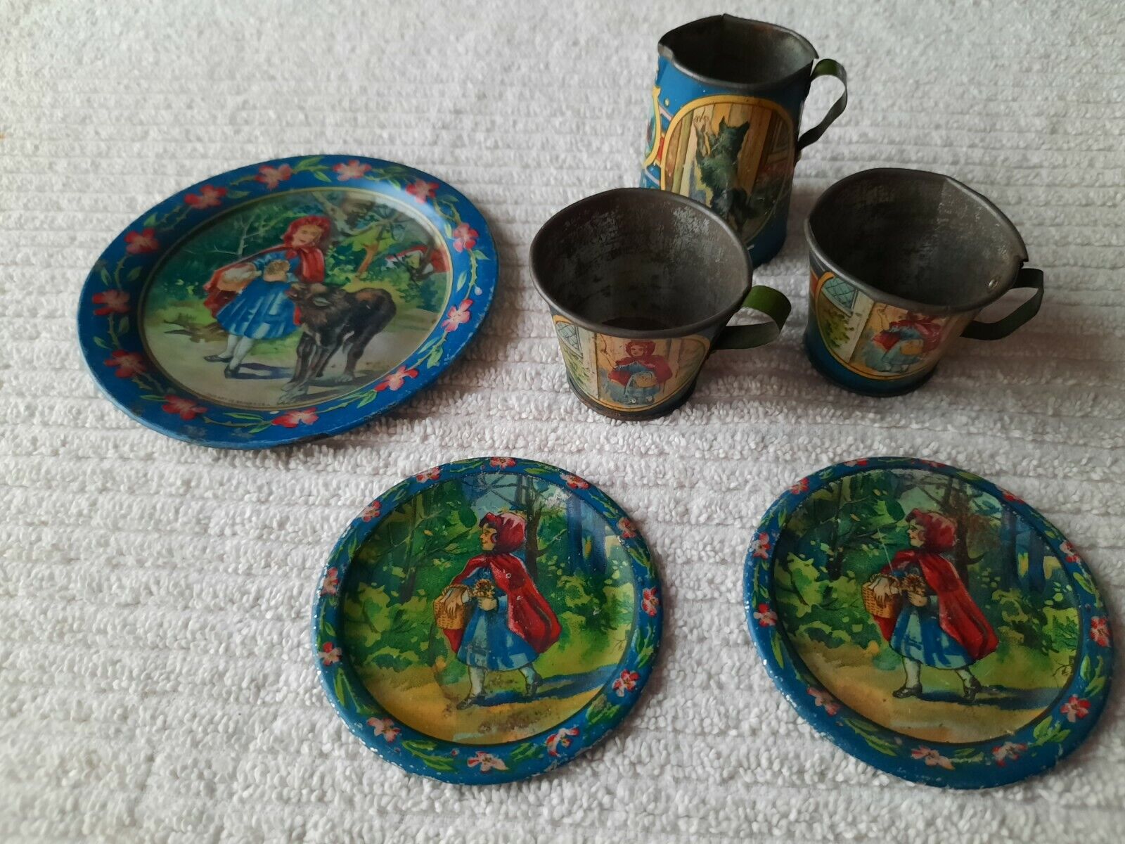 Vintage 1900s Little Red Riding Hood Tea Set