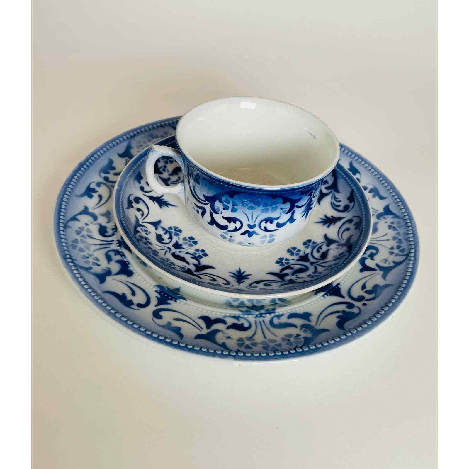 K & G Luneville Vintage Teacup and Saucer Set