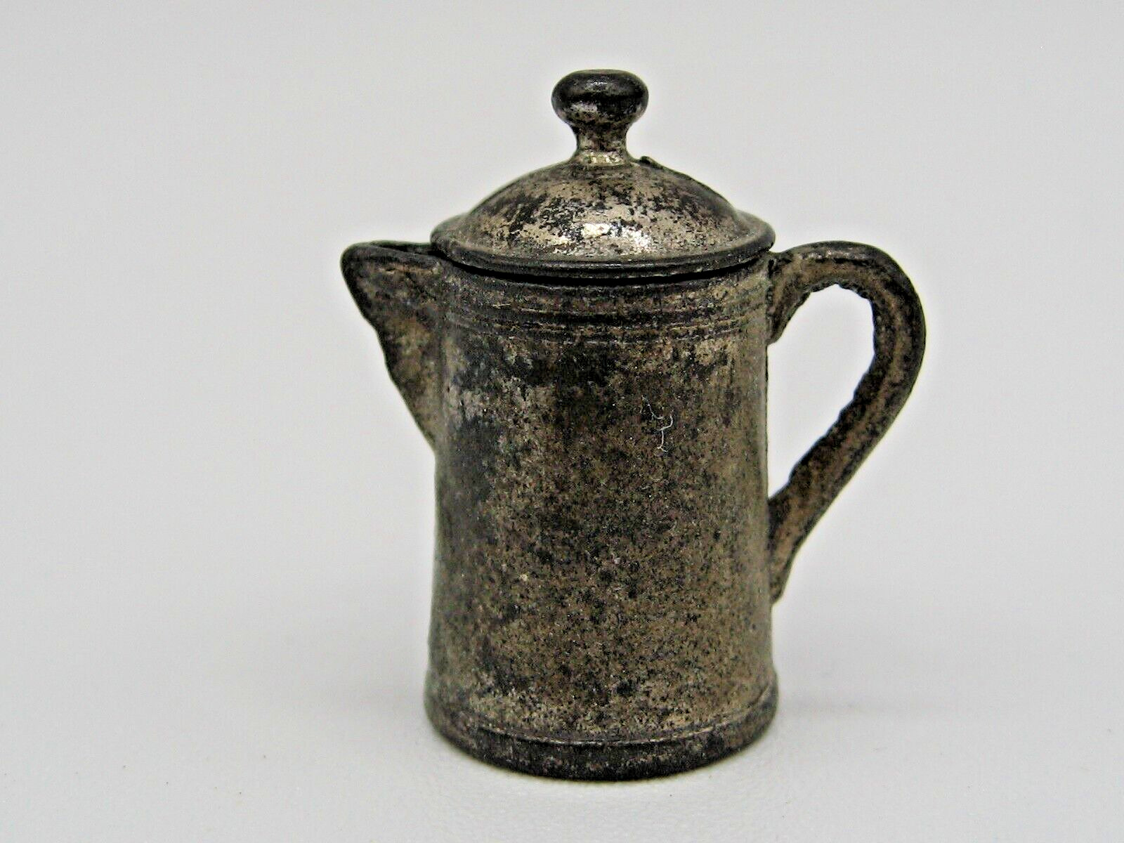 Miniature Metal Dollhouse Tea Set, 25 Pieces