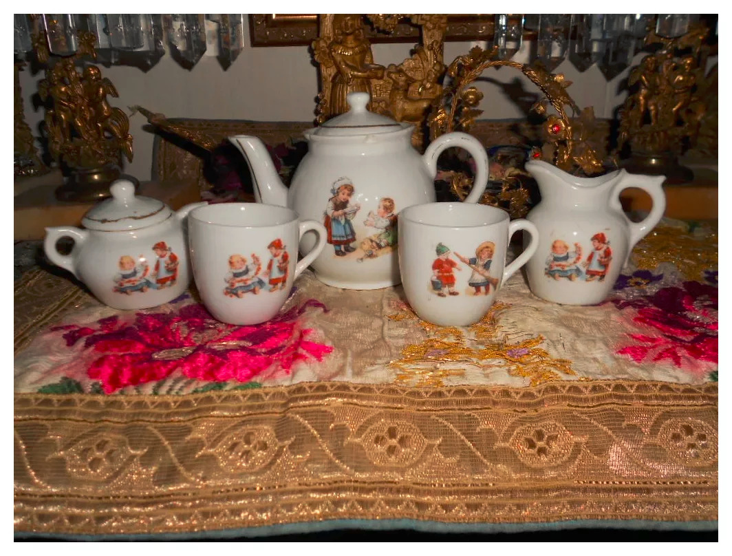Vintage German Doll Lithograph Tea Set, 1900s
