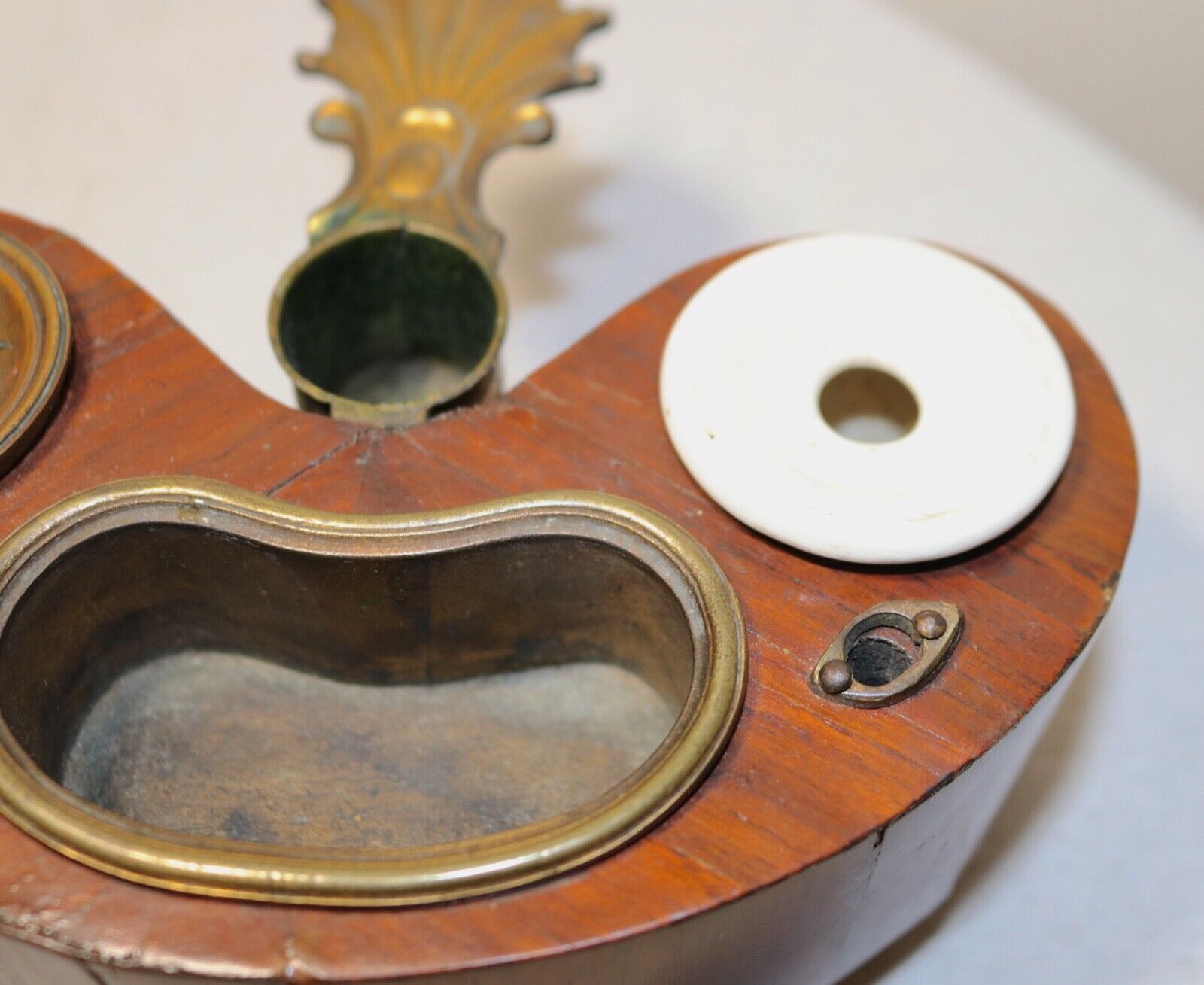 Louis XVI Handmade Kidney Veneer Inkwell Stand