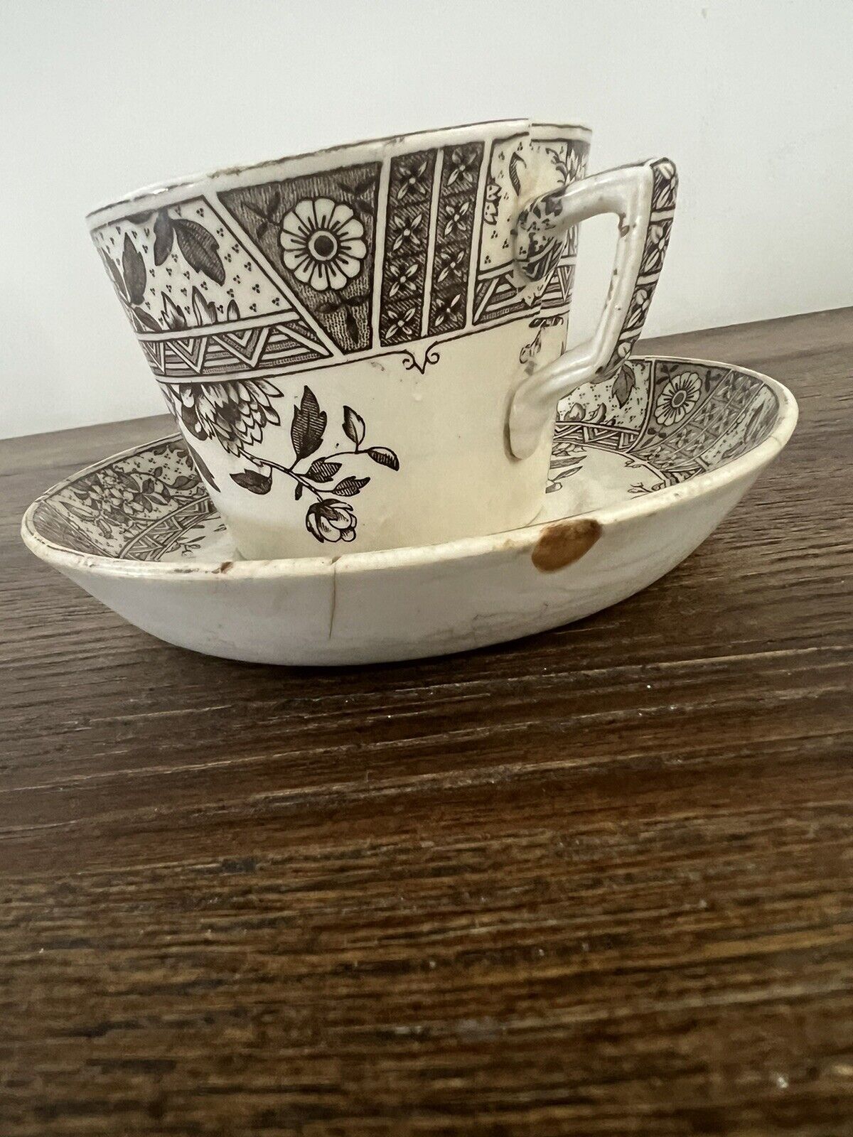 Victorian Challinor & Mayer Brown Teacup Set