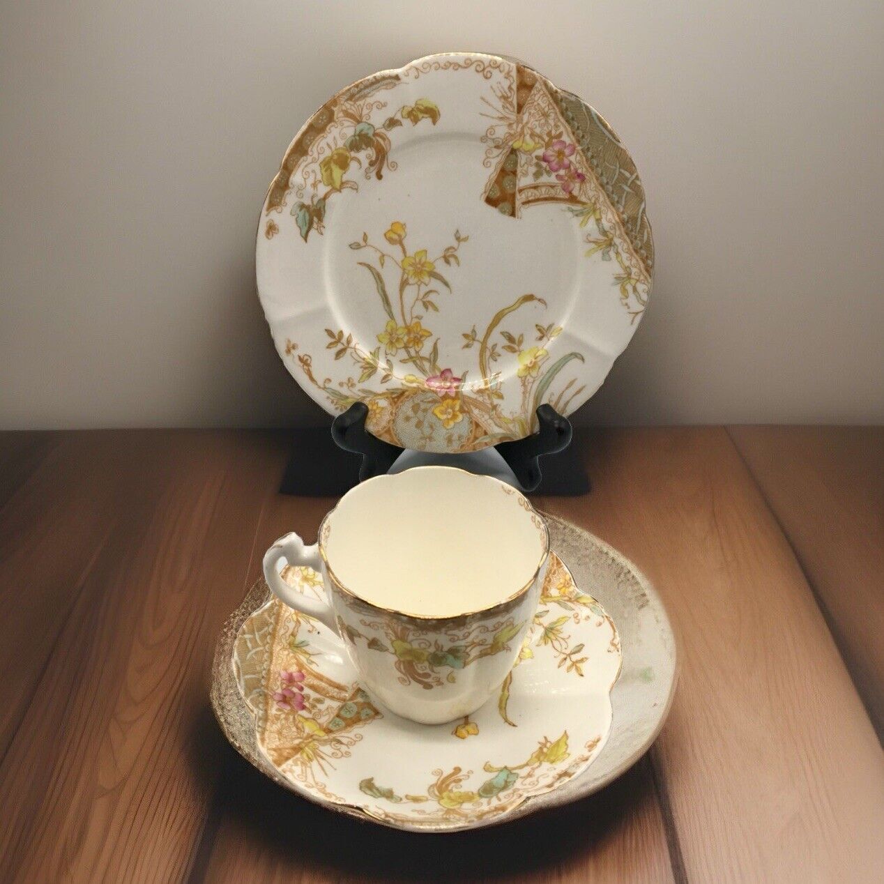 Antique Wileman Foley Kensington Lily Teacup Set