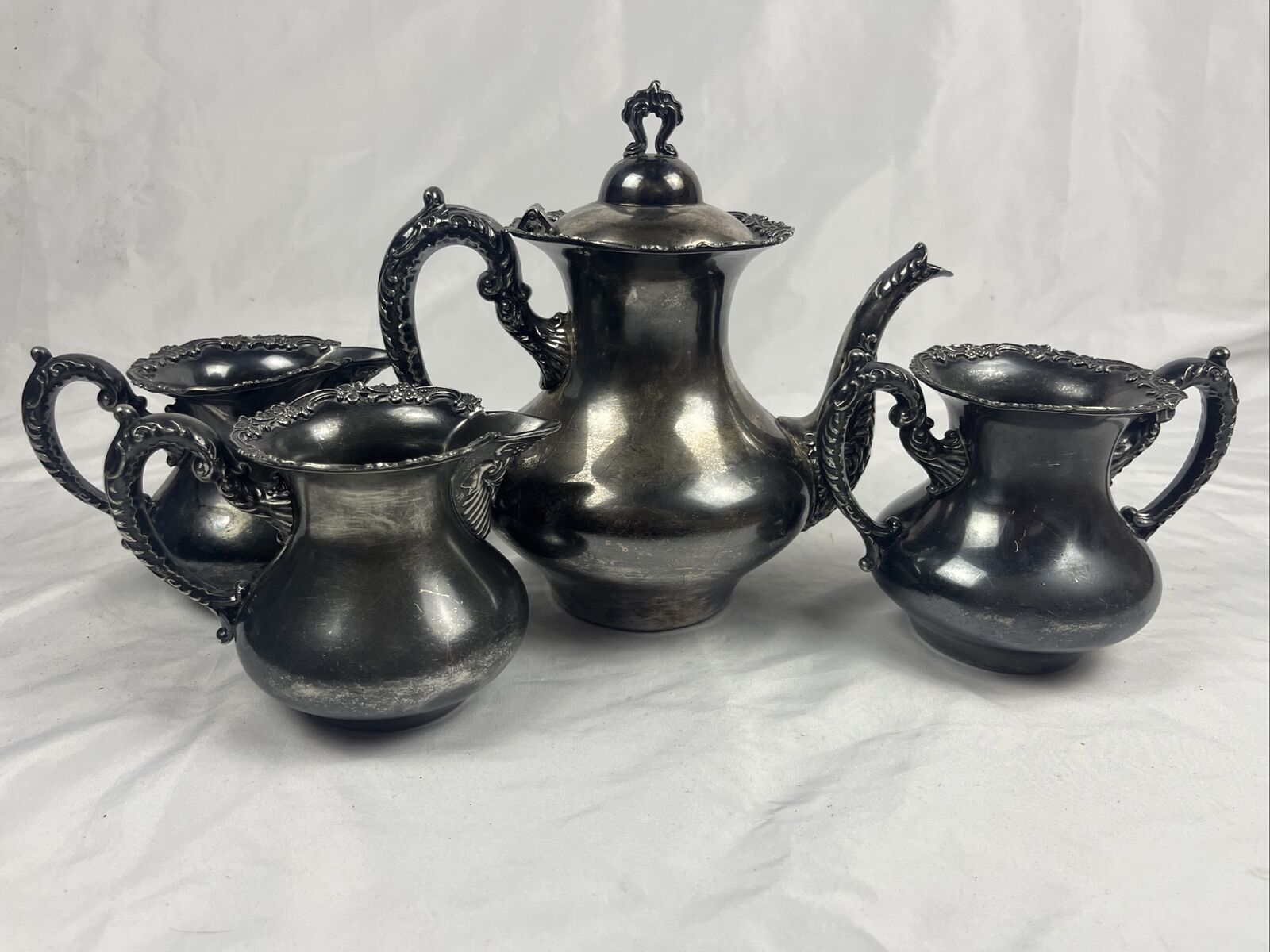 1800s Middle Town Silverplate Tea Set – 4 Pieces