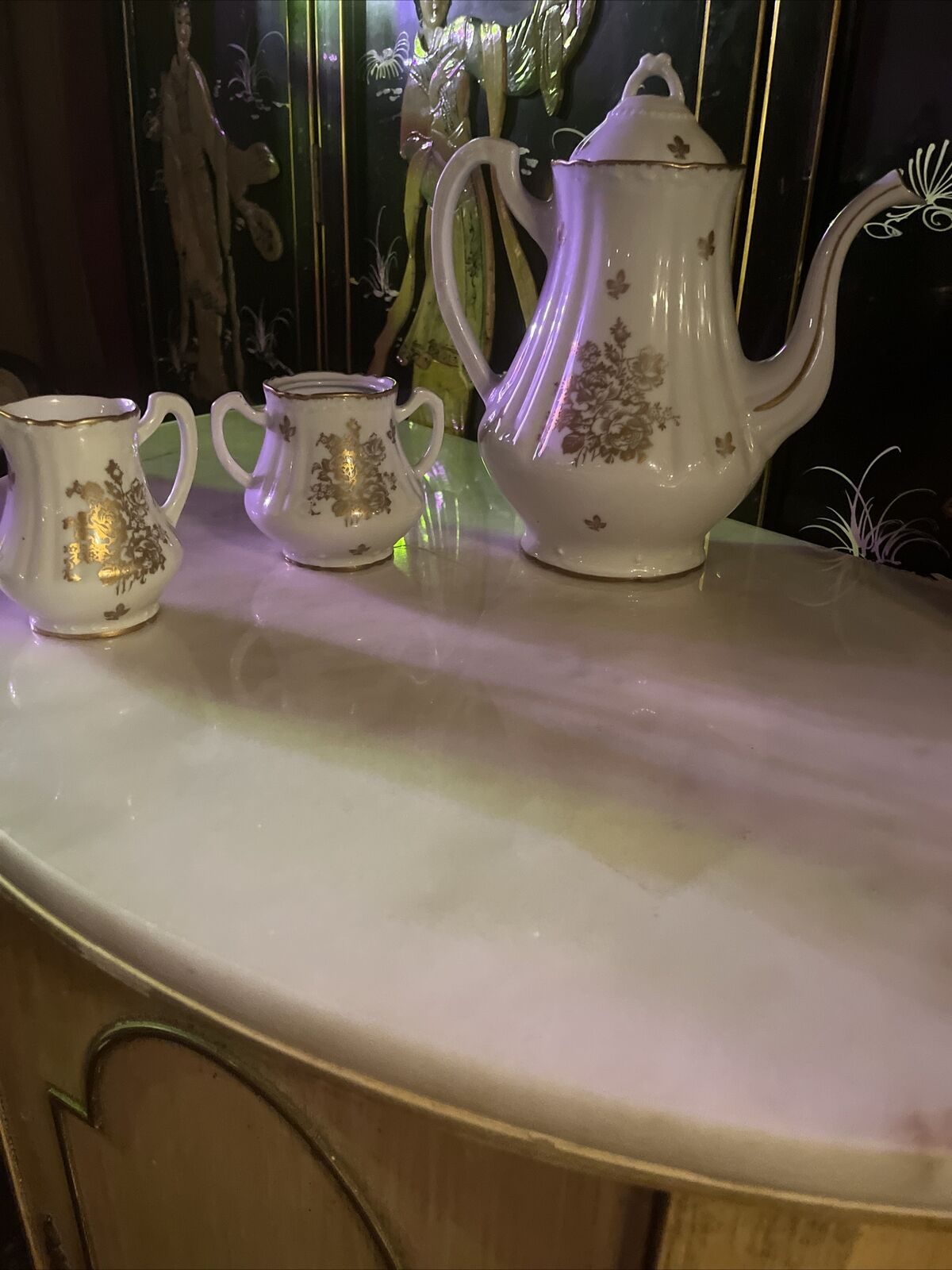 French Gold-Trimmed Limoges Porcelain Tea Set