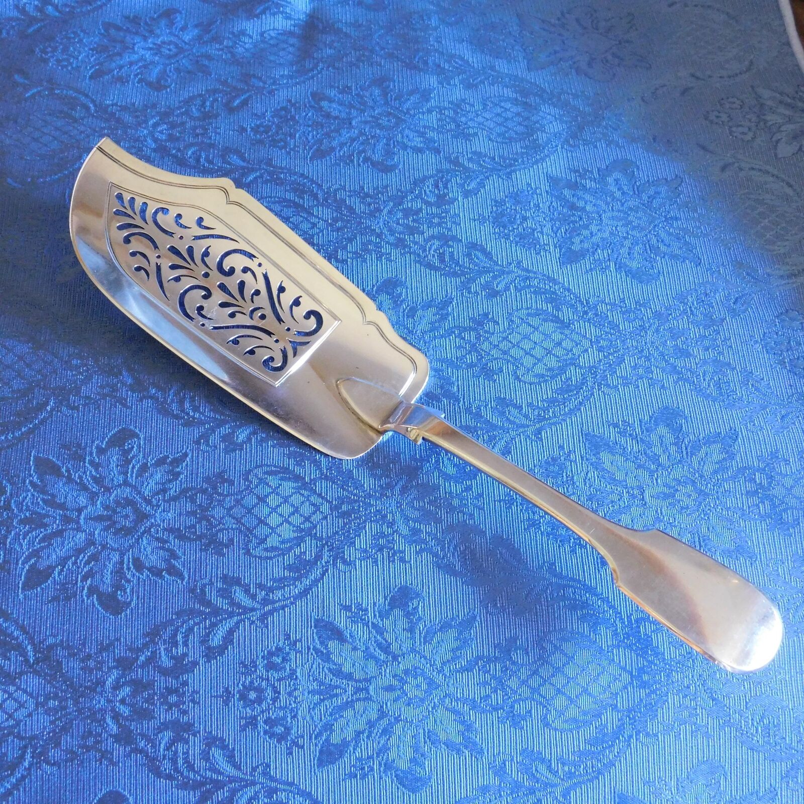 1800s Georgian Sterling Fish Server by Richard Britton