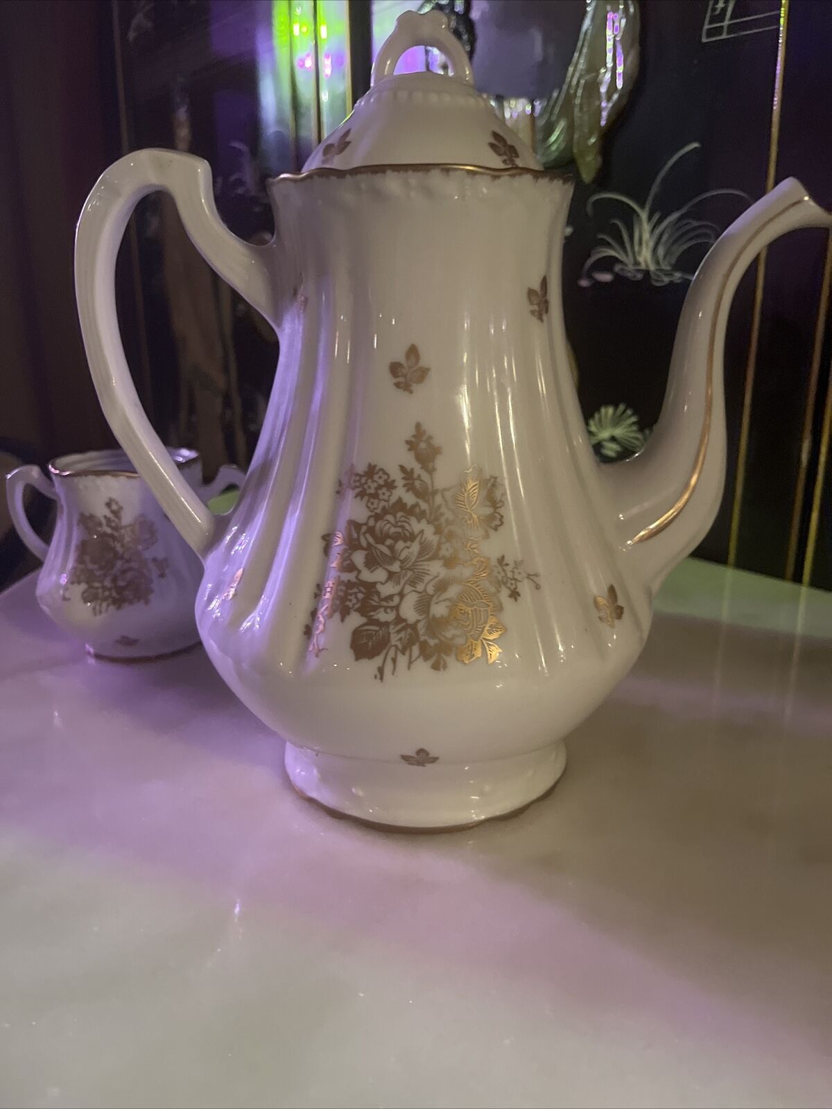 French Gold-Trimmed Limoges Porcelain Tea Set