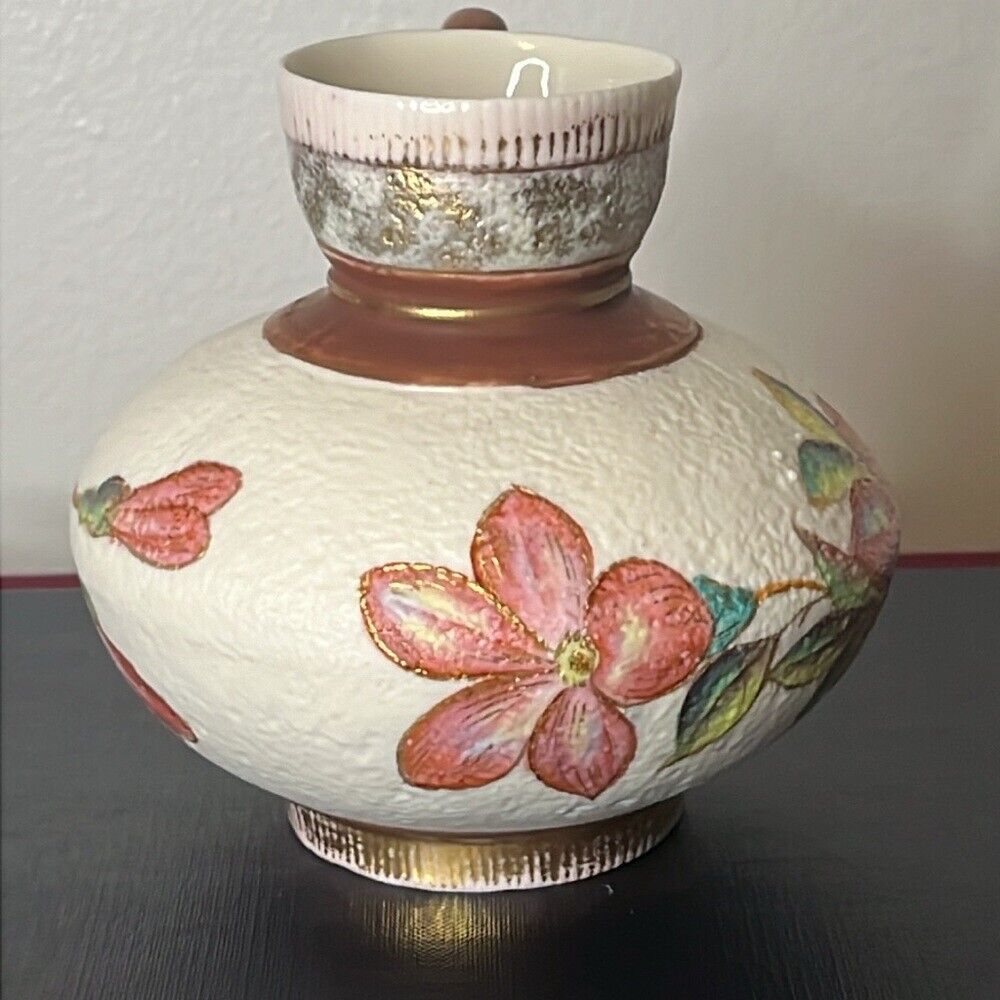 1900's Royal Rudolstadt Porcelain Moriage Texture Floral Vase