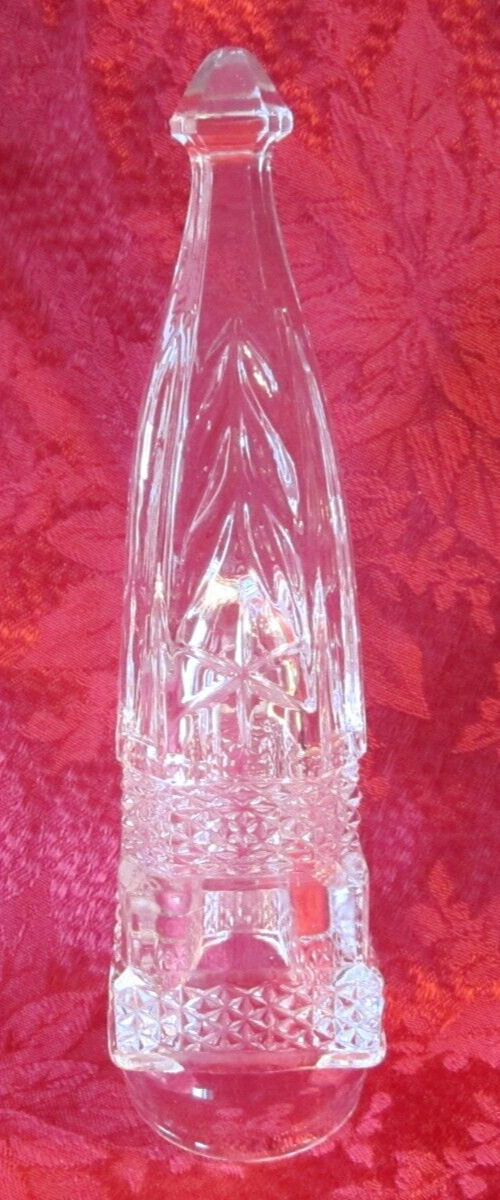 Early 1900s Antique Carriage Hearst Bud Vase