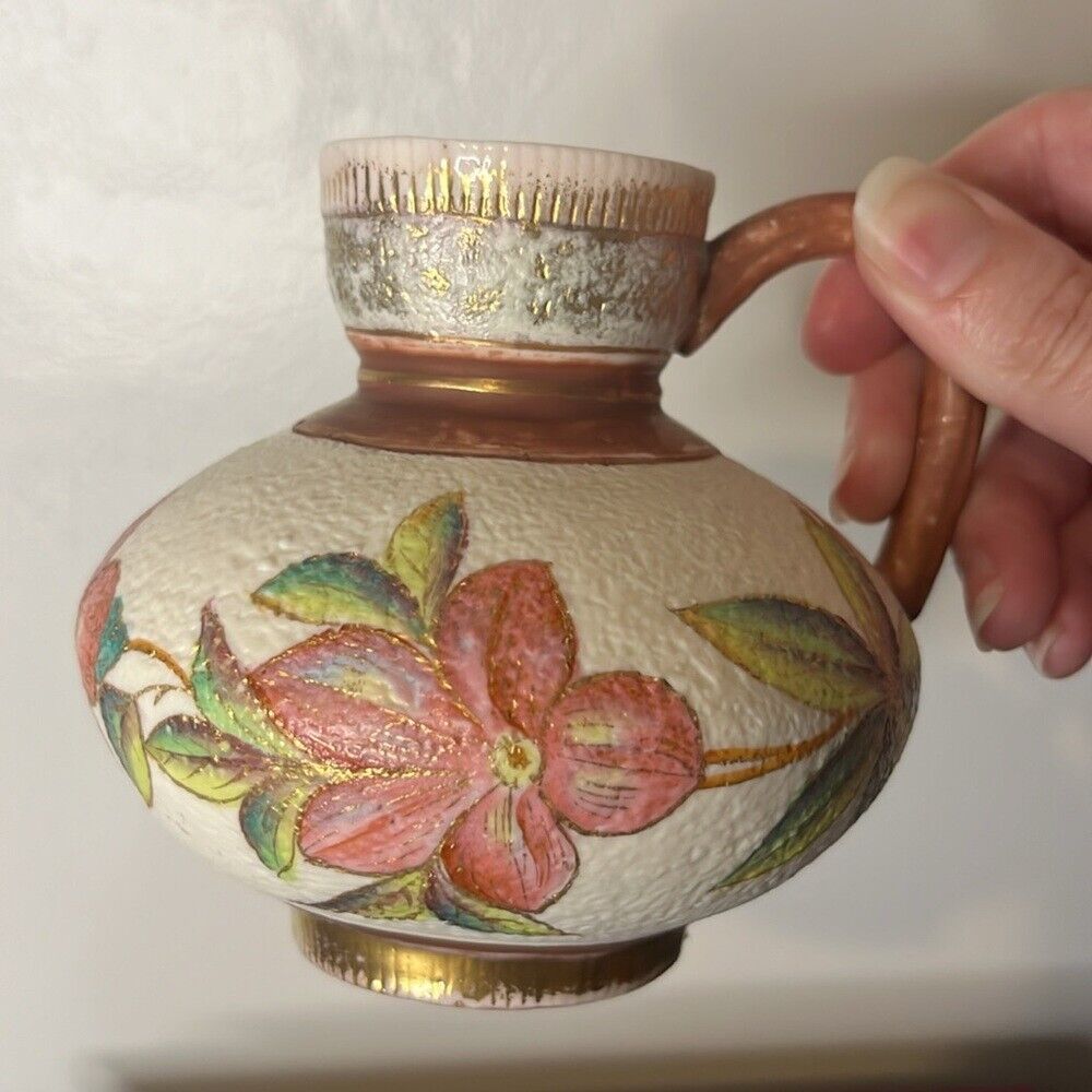 1900's Royal Rudolstadt Porcelain Moriage Texture Floral Vase