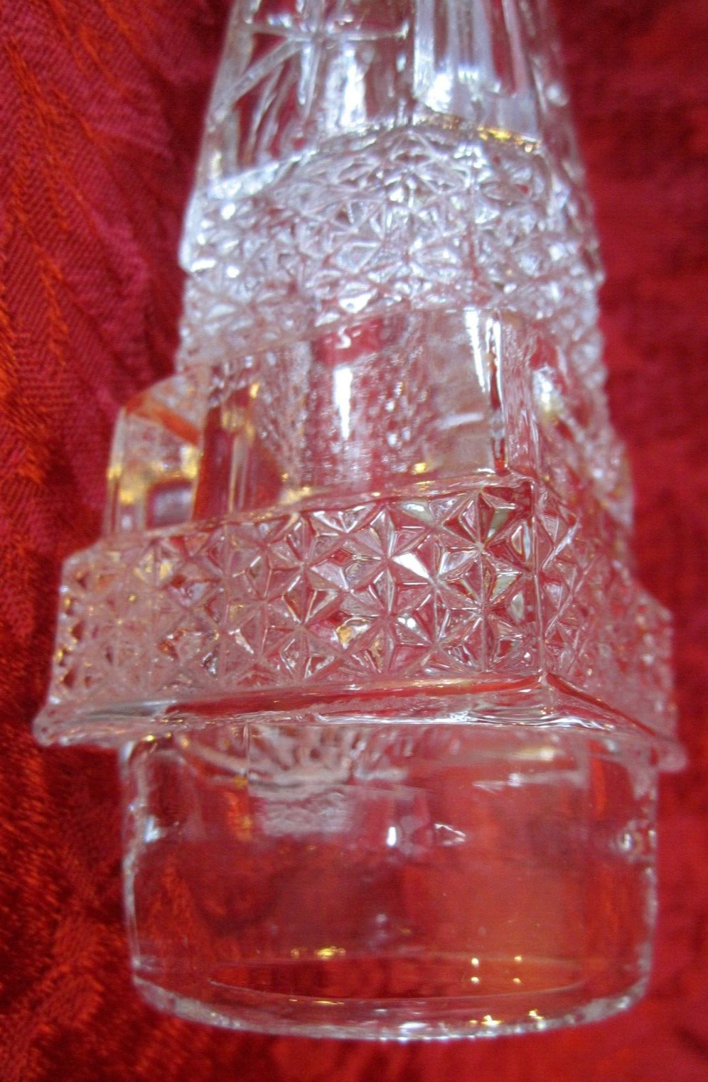 Early 1900s Antique Carriage Hearst Bud Vase
