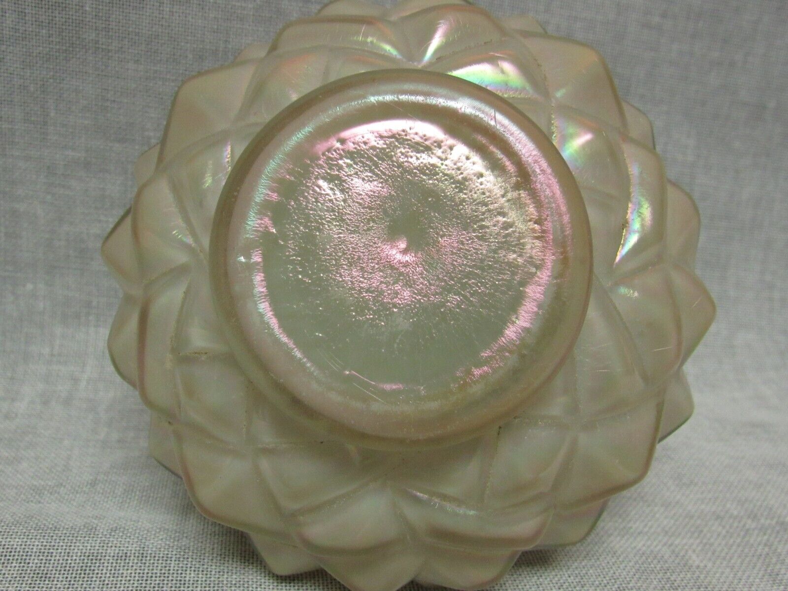 Karlik Art Glass Iridescnet Pearl Pillows Vase