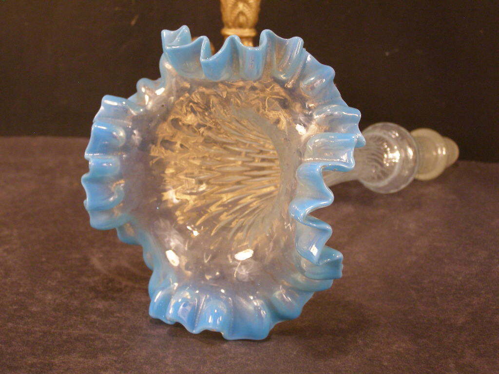 Neoclassical Cherub Art Opalescent Glass Epergne Trumpet Vase