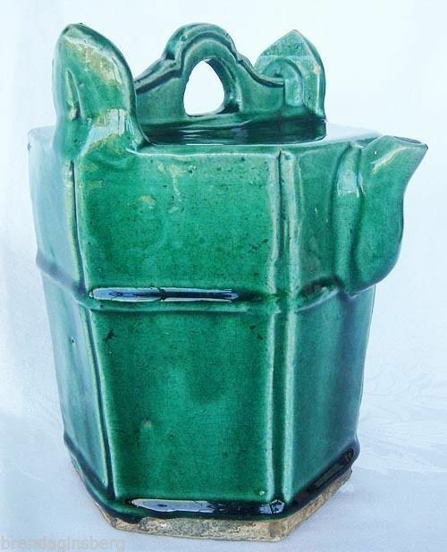18th Century Antique Chinese Green Glazed Water Pot