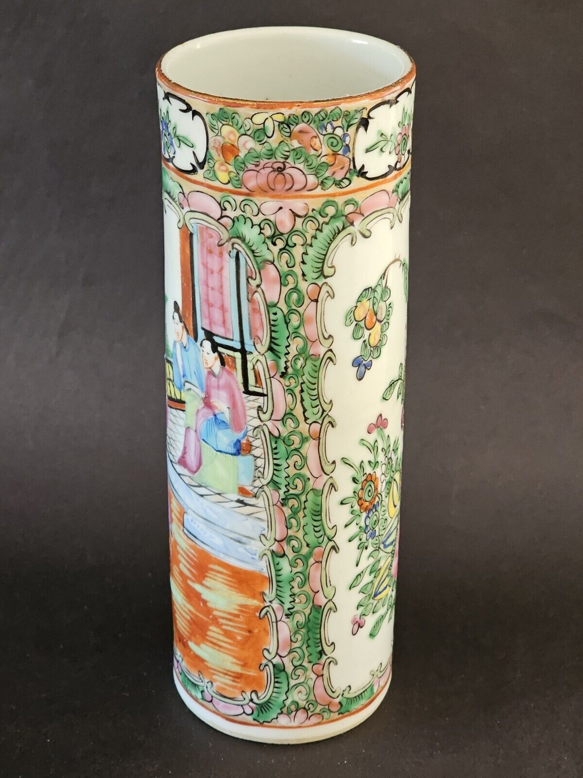Chinese Rose Medallion Cylinder from 1800s