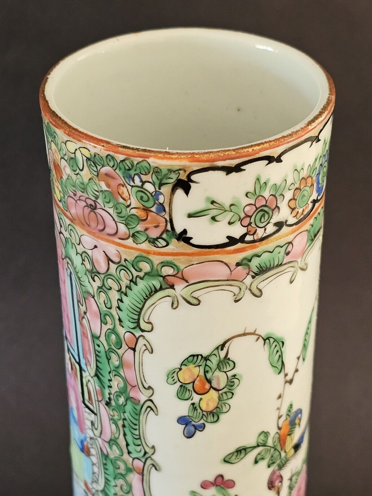 Chinese Rose Medallion Cylinder from 1800s
