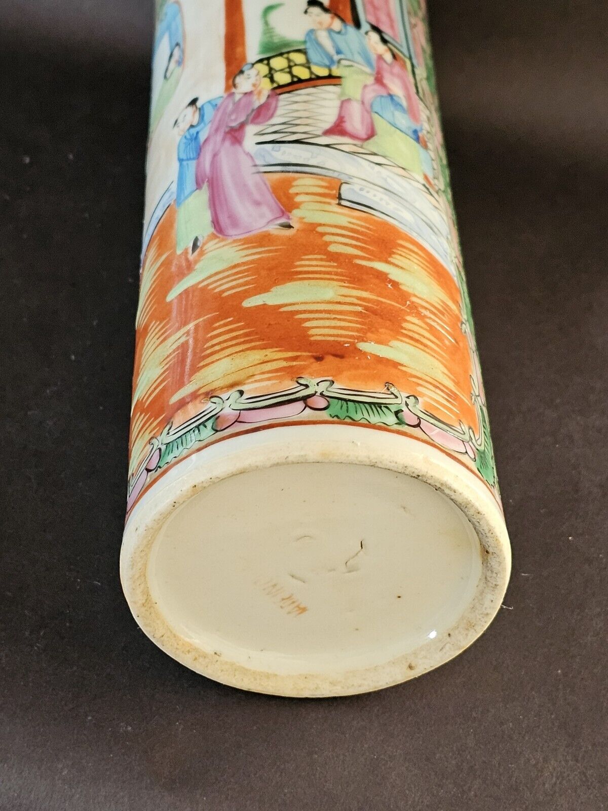 Chinese Rose Medallion Cylinder from 1800s