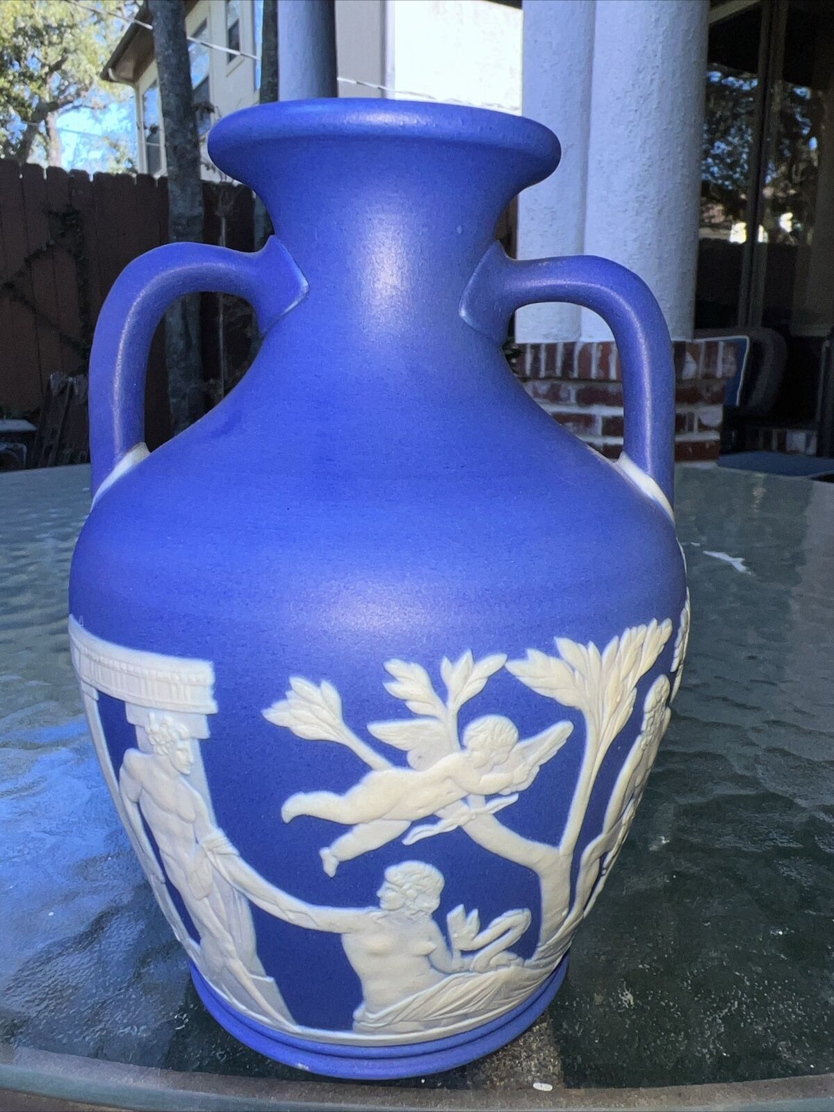 WEDGWOOD Antique Dark Blue Portland Vase 6