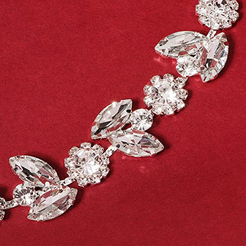 Elegant Bridal Garter with Bling Diamond-chain Design