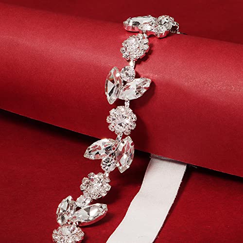 Elegant Bridal Garter with Bling Diamond-chain Design