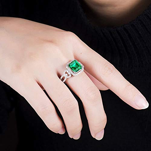 Emerald Diamonds Engagement Ring in 14K White Gold