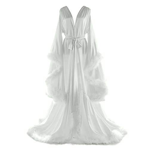 Feather Bridal Robes for Chic Maternity Photoshoots