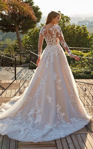 Miao Duo Lace Tulle Appliqued A-Line Wedding Gown