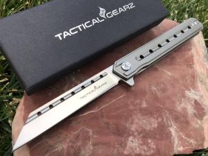 Tc4 Titanium EDC Folding Knife with D2 Tanto Blade