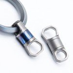WANERSEN Heavy-Duty Titanium 360° Swivel Key Ring